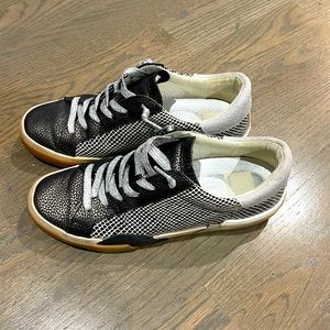 Dolce Vita Zina Sneakers